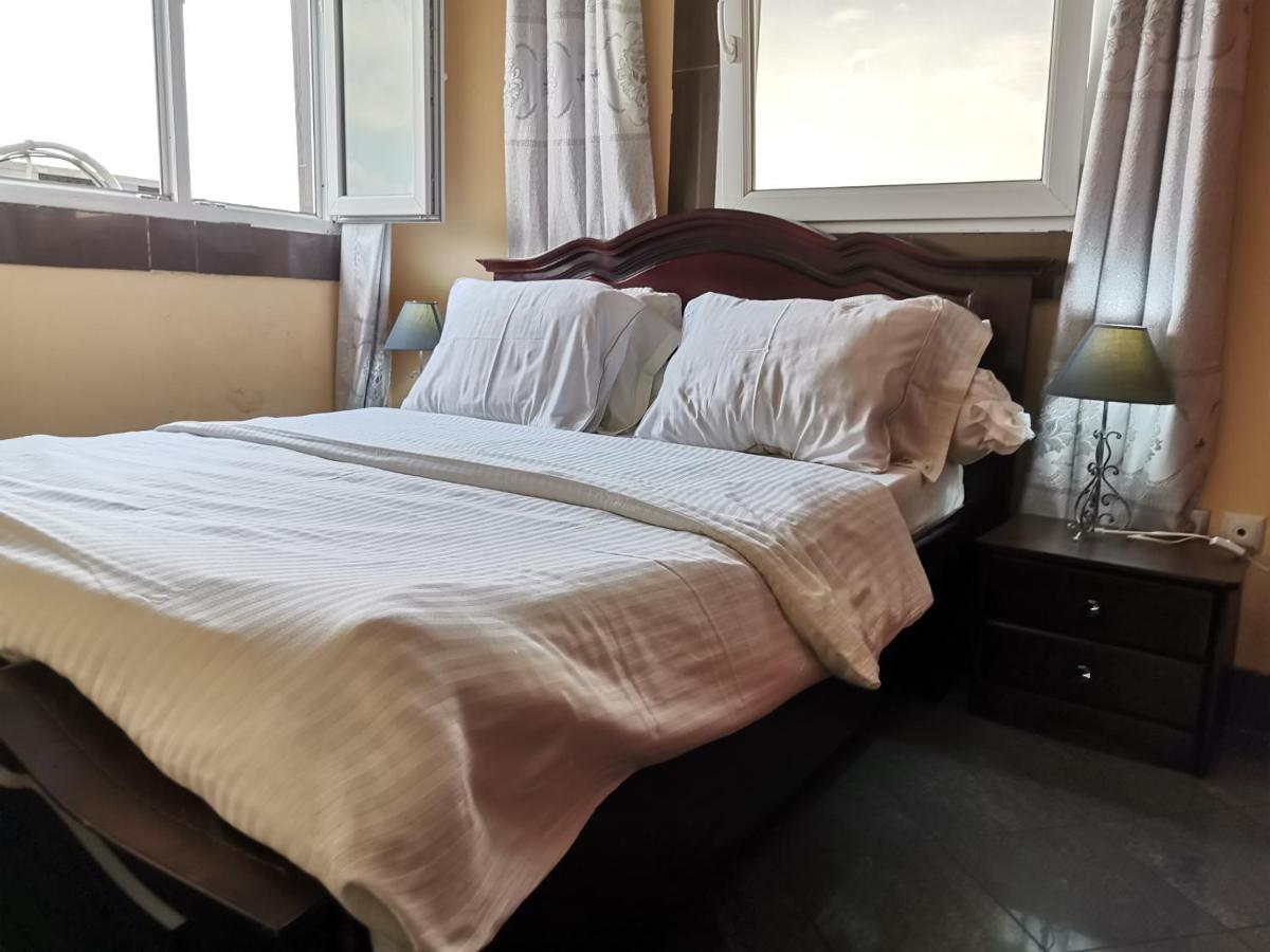 Residence Hoteliere Mb-202 C 두알라 외부 사진