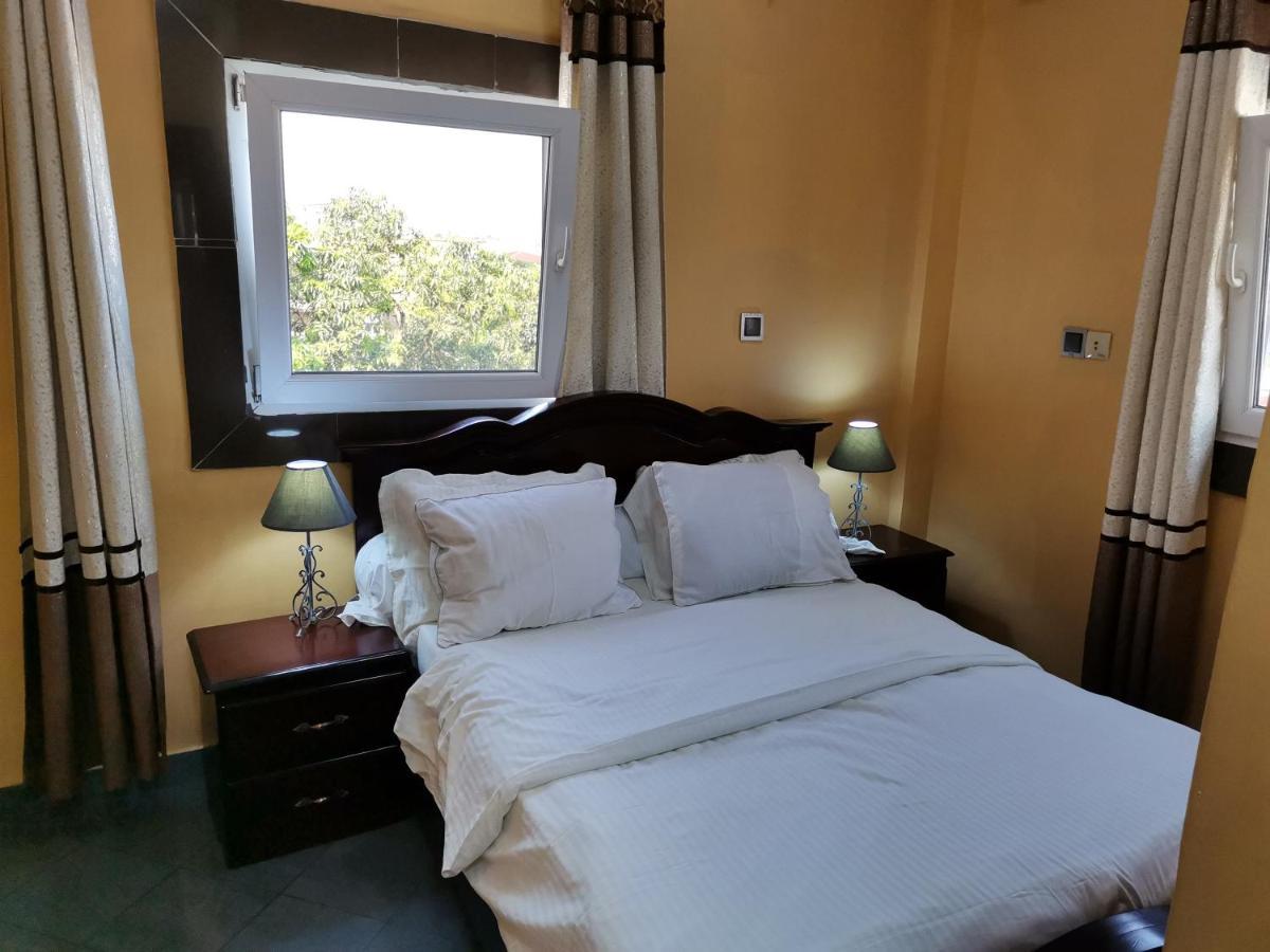 Residence Hoteliere Mb-202 C 두알라 외부 사진