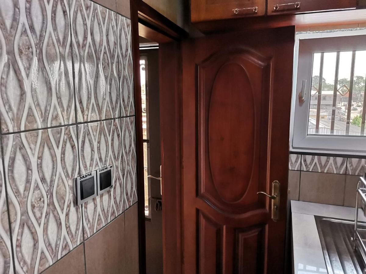 Residence Hoteliere Mb-202 C 두알라 외부 사진
