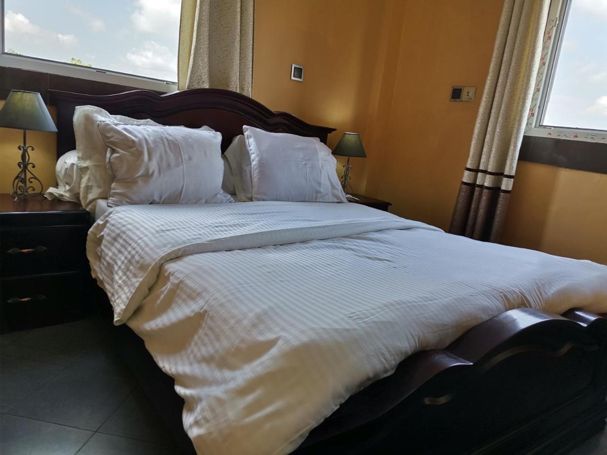 Residence Hoteliere Mb-202 C 두알라 외부 사진