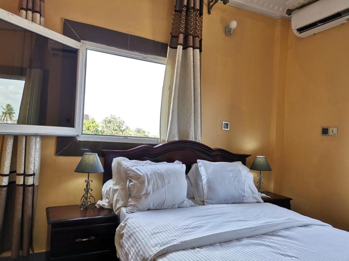 Residence Hoteliere Mb-202 C 두알라 외부 사진