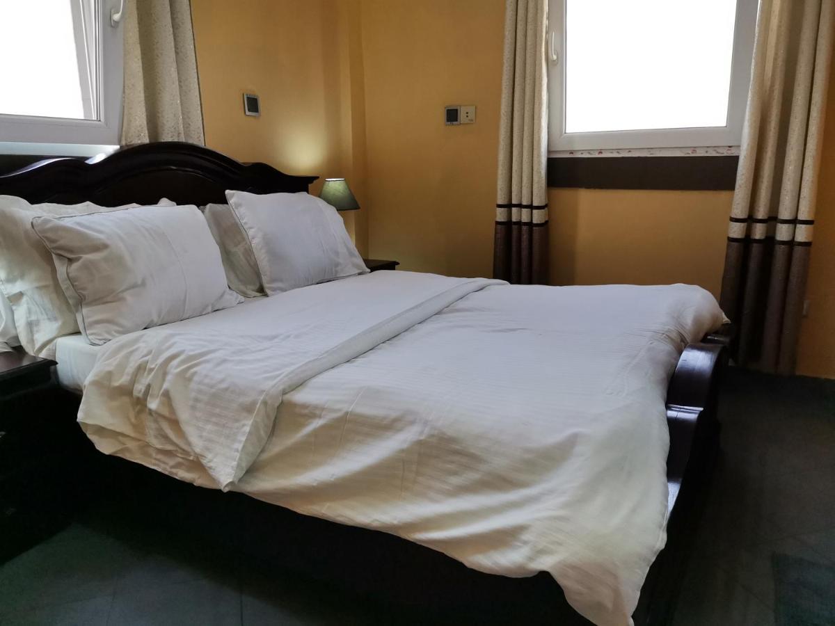 Residence Hoteliere Mb-202 C 두알라 외부 사진
