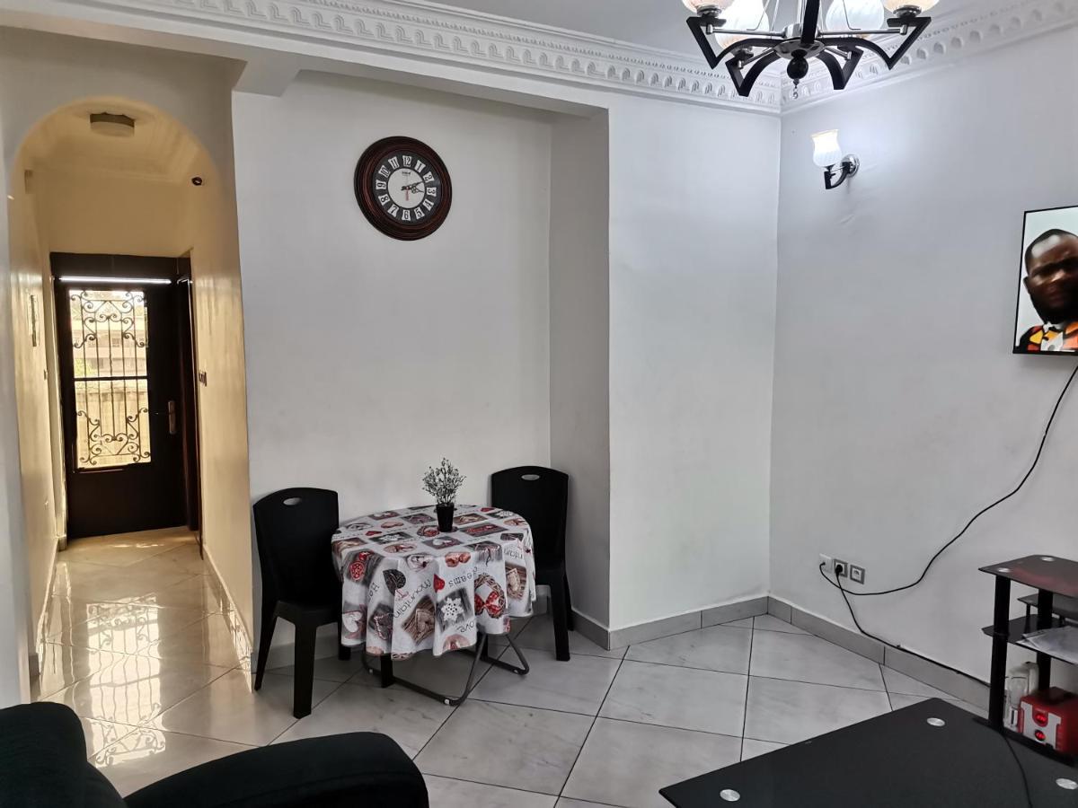 Residence Hoteliere Mb-202 C 두알라 외부 사진