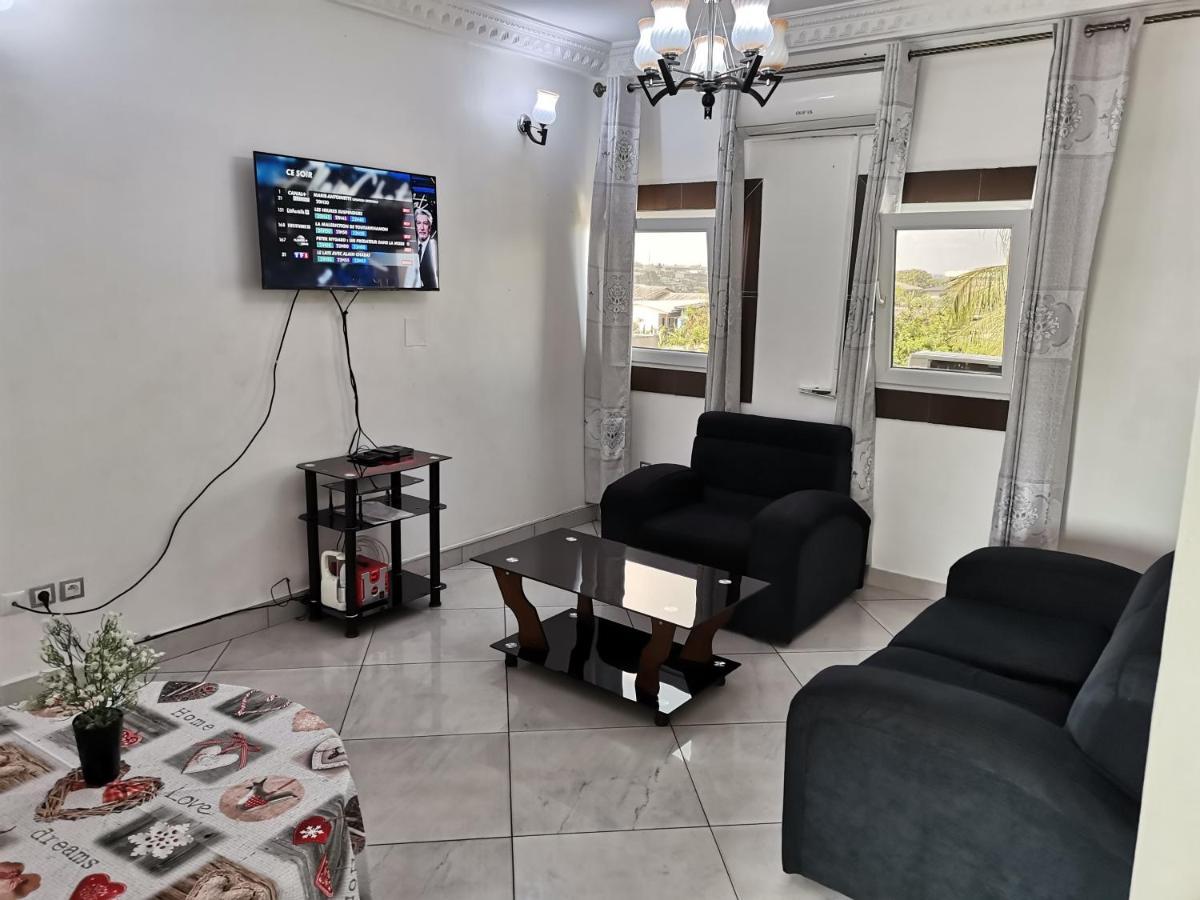 Residence Hoteliere Mb-202 C 두알라 외부 사진